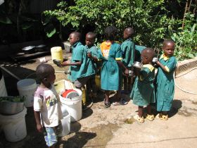 Ngong washing dishes Preparationjouse  (15).JPG